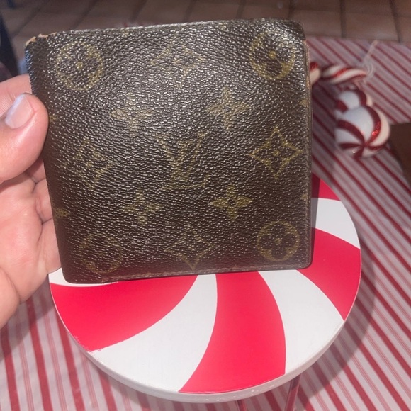Vintage Louis Vuitton Monogram bilfold wallet - Picture 13 of 13